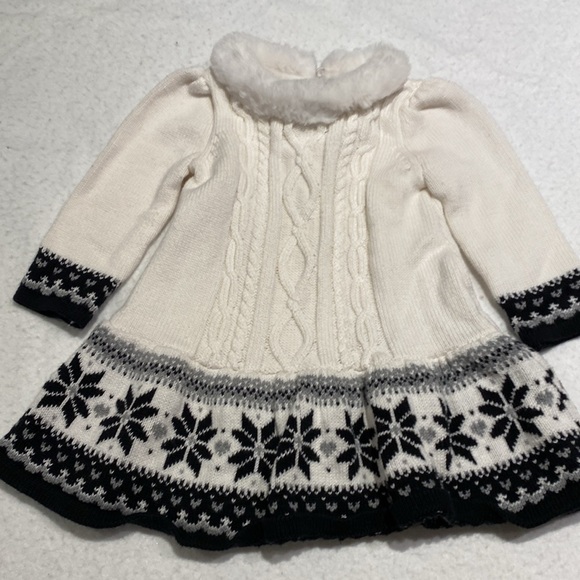 GYMBOREE 2 DRESSES AND WHITE GORGEOUS JACKET SIZE Baby 6-12 . - Picture 5 of 16